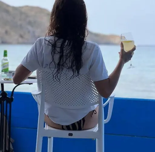 Aquamarine Firopotamos