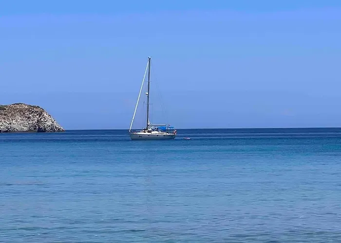 Aquamarine Firopotamos